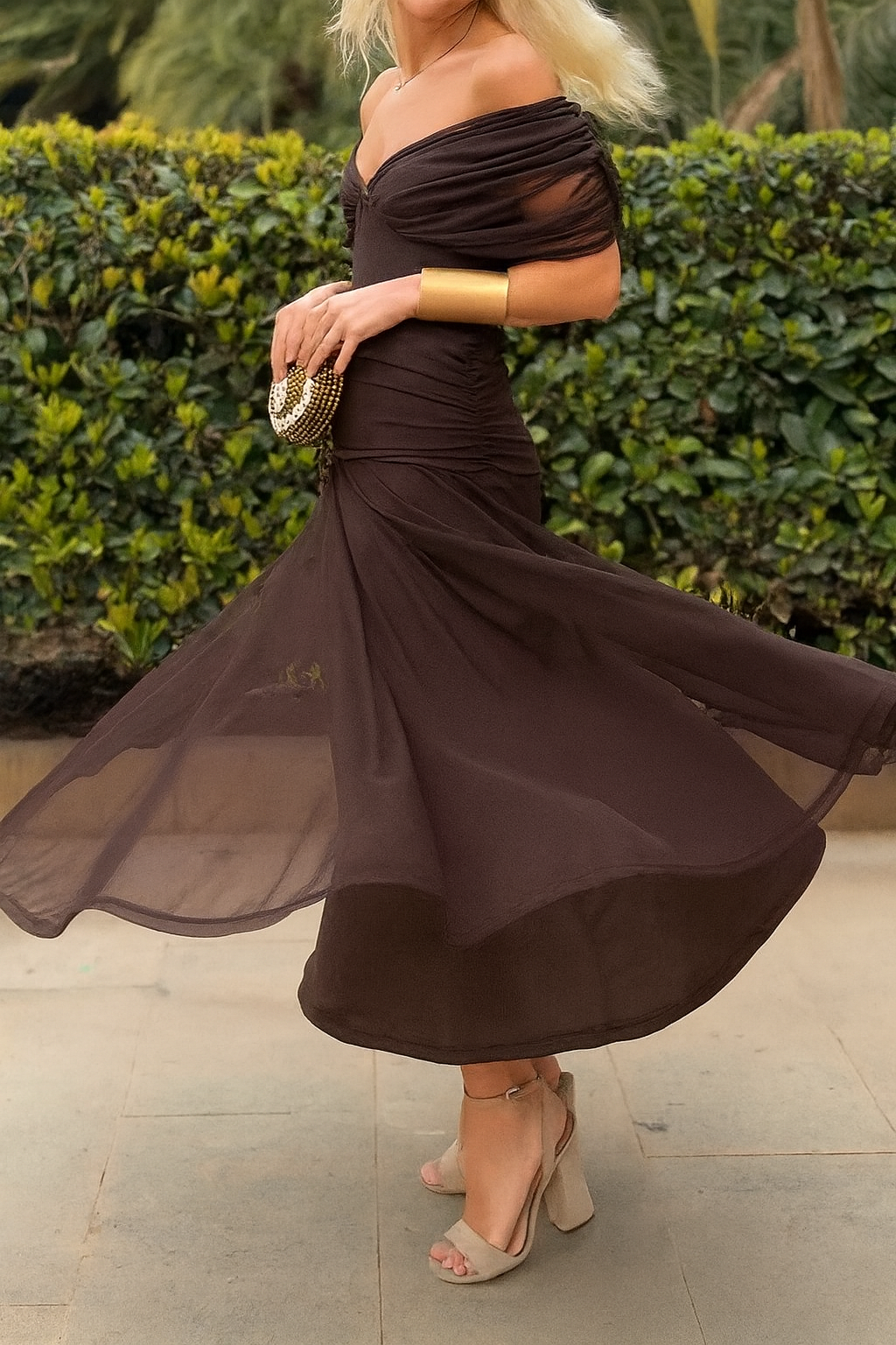 Elegantes Boutonniere-Kleid aus Mesh für Damen