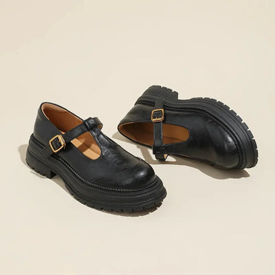 Mary Janes – Eleganter Lederschuh