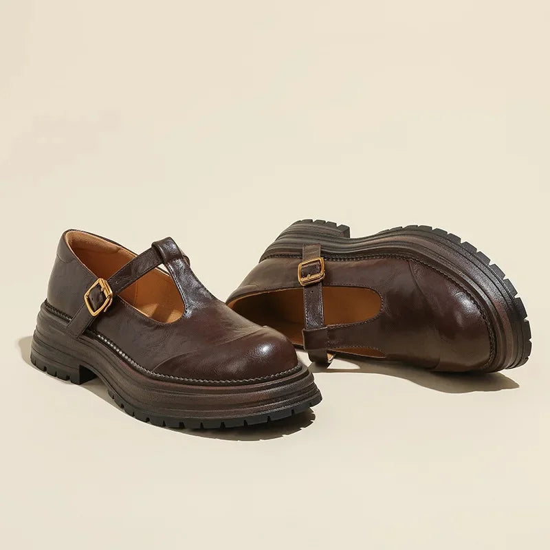 Mary Janes – Eleganter Lederschuh